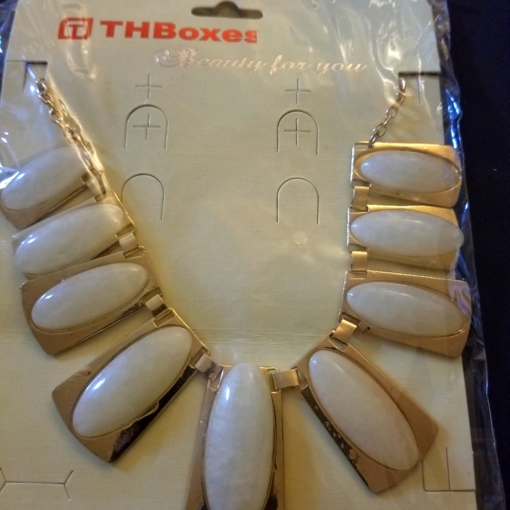 New TB Boxes Statement Necklace